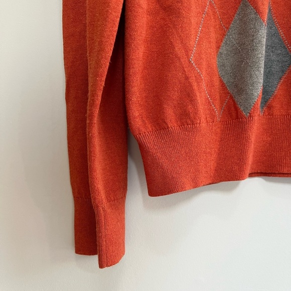 Banana Republic Silk Cashmere Argyle V-Neck Pullover Sweater, Cayenne Orange, M - Picture 4 of 8